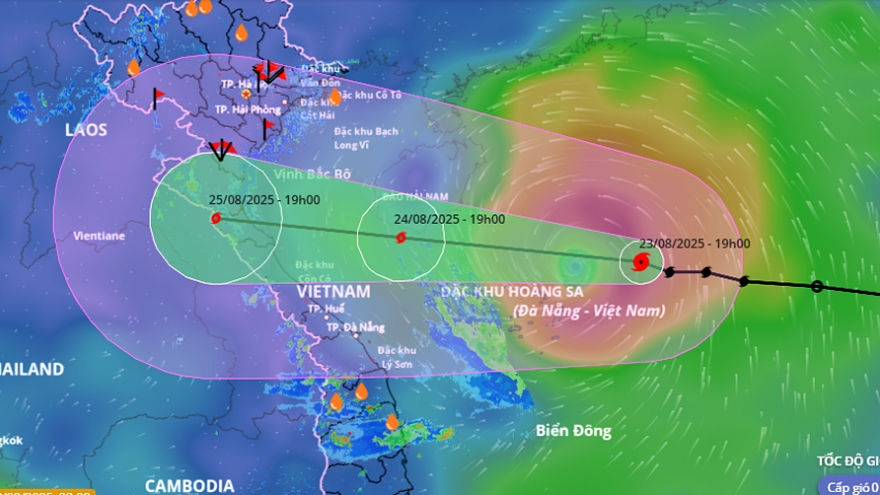 PM orders urgent response as powerful typhoon Kajiki threatens Vietnam